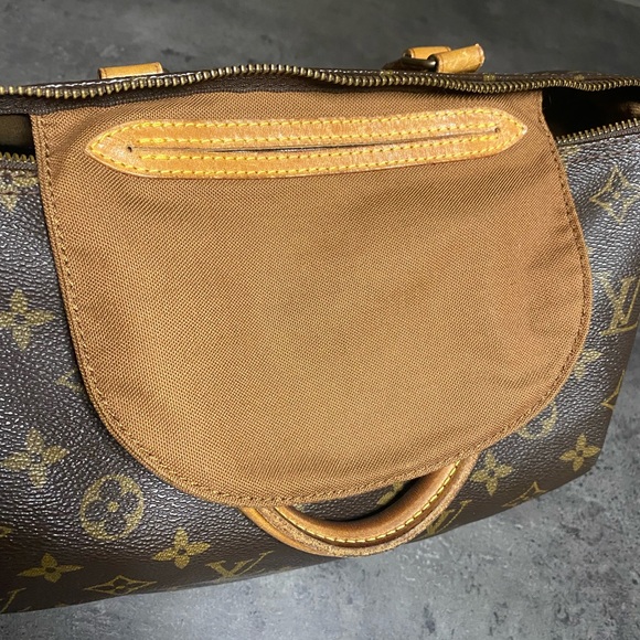 Authentic Louis Vuitton LV Speedy 30 - Picture 7 of 13